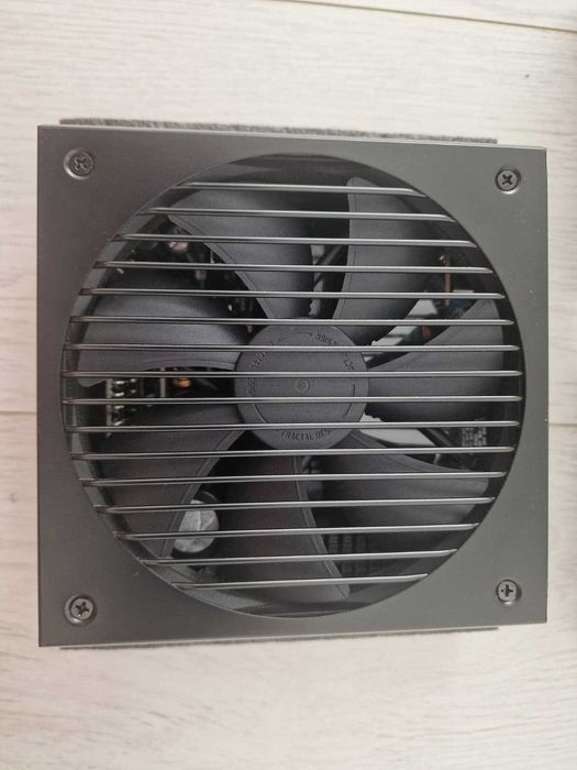 Sursa Fractal Design Ion+ 2 80+ Platinum, 860W
