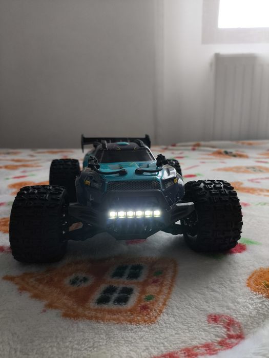 RC Car 4wd  1:18 \ Mașinuță cu telecomanda 4x4 -Produs nou