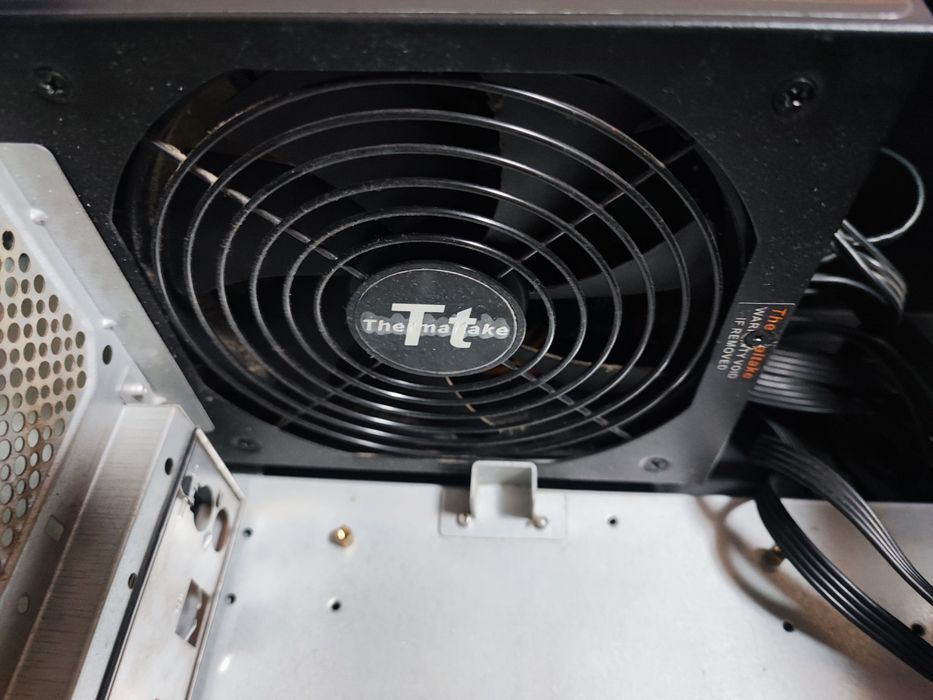 Sursa semi modulara 750w