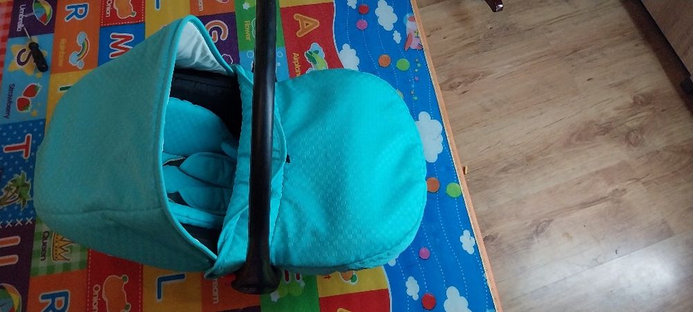 Бебешка кошница столче