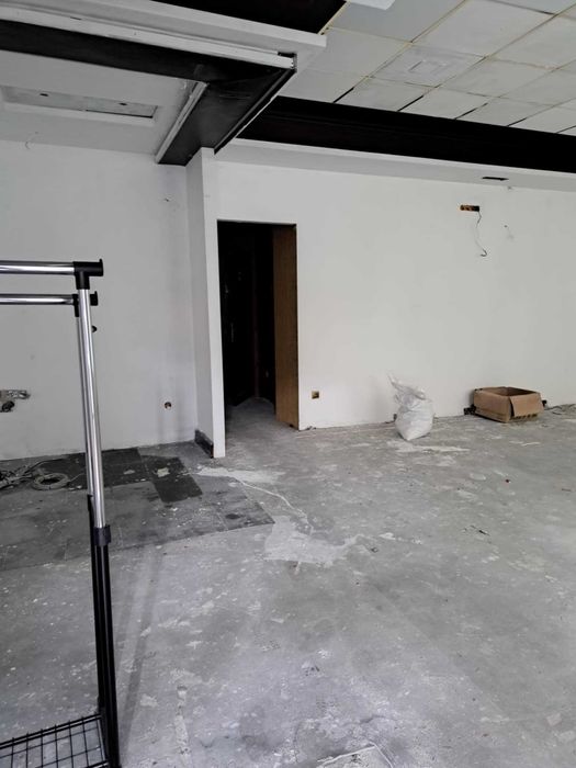 Дава се под наем Магазин в Дупница - 70 кв.м за 510 € - Снимка #2