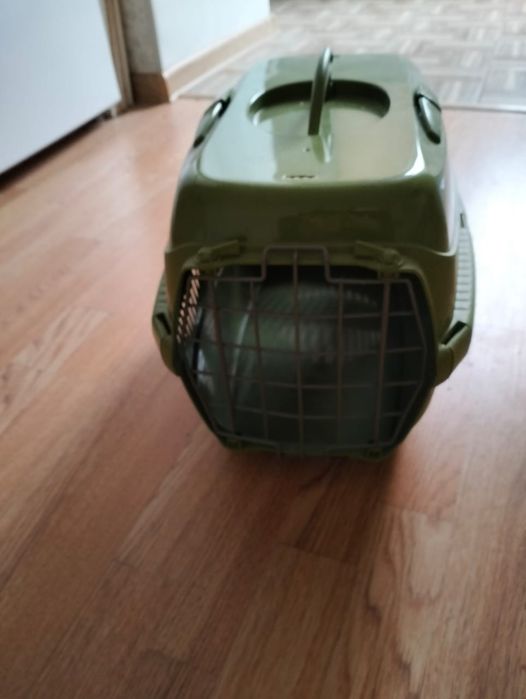 Контейнер для переноски животных