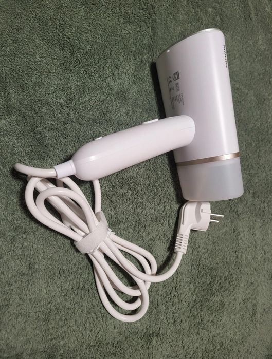 Fier de călcat vertical Philips