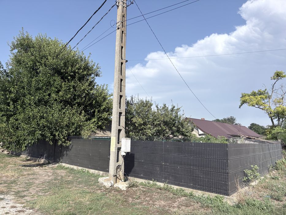 Casă la țară cu teren 4.200 mp – Casicea, comuna Amzacea.  Sună acum la numărul de telefon de mai jos pentru mai multe detalii! 0768477531