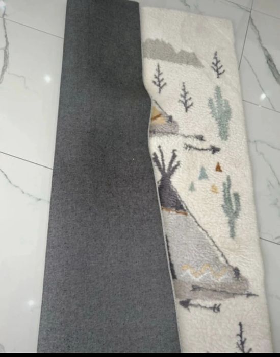 Covor camera copiilor