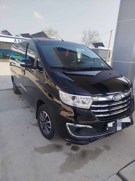 Mashena madel JAC M3 срочно сотилади