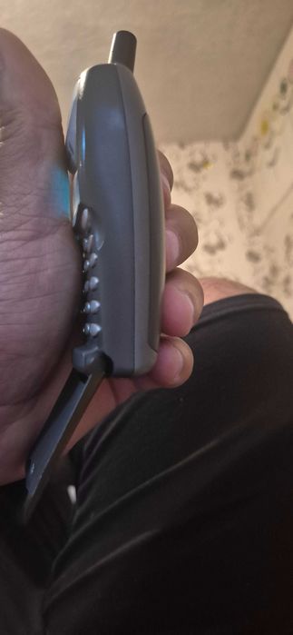 Ериксон Т20е в перфектно сьстояние работи с всички оператори