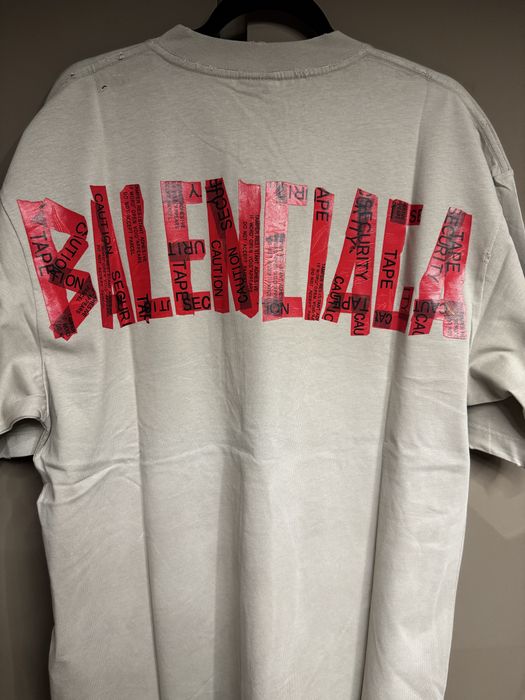 Много висок клас тениски Balenciaga