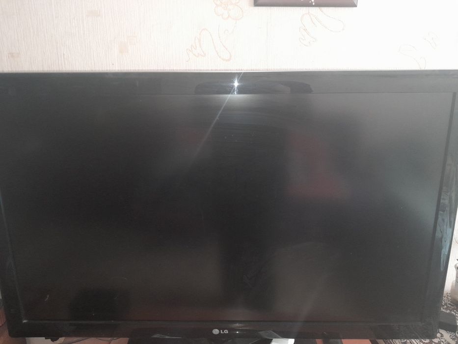 Продам телевизор состояние идеальное