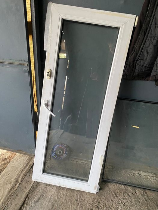 Продам пластиковое окно Б/У