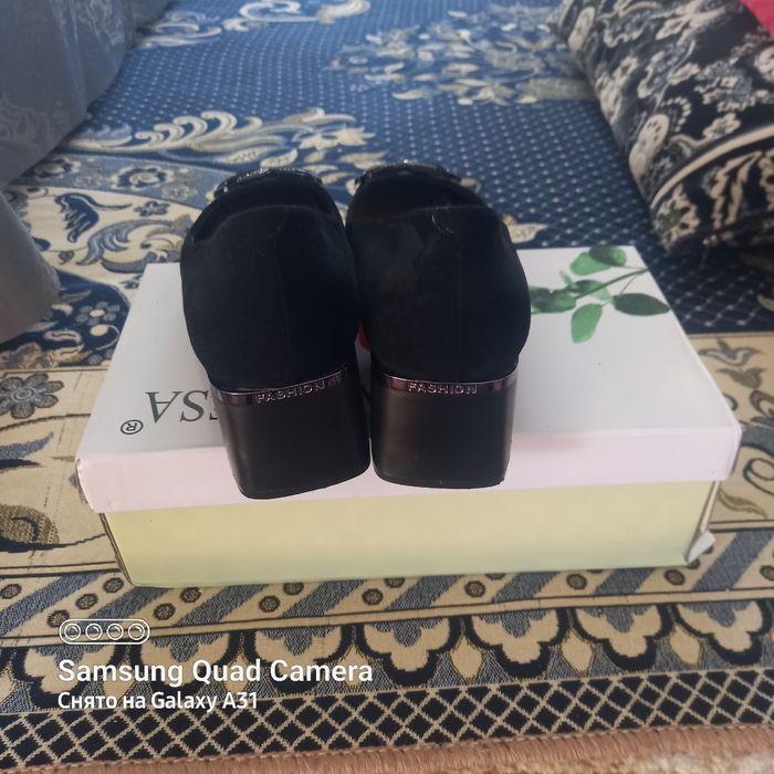 Женская замщевая обувь