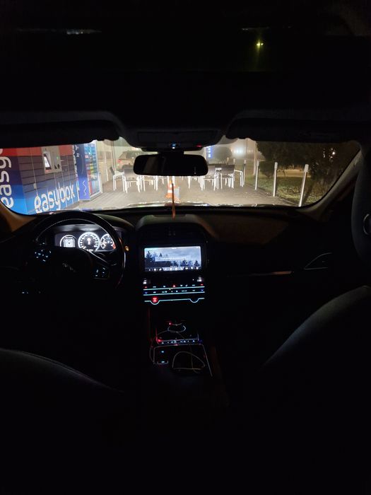 Jaguar F-Pace 2017
