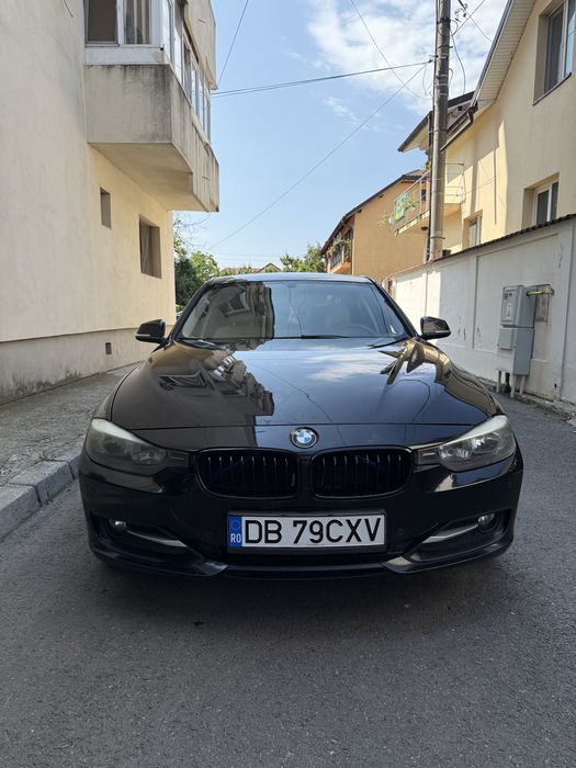 BMW SERIA 3 f30 2012 automat 318d