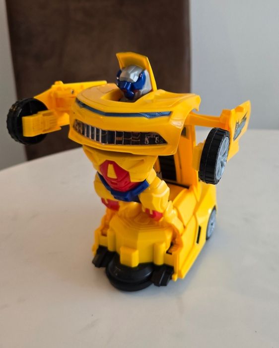 Играчки различни