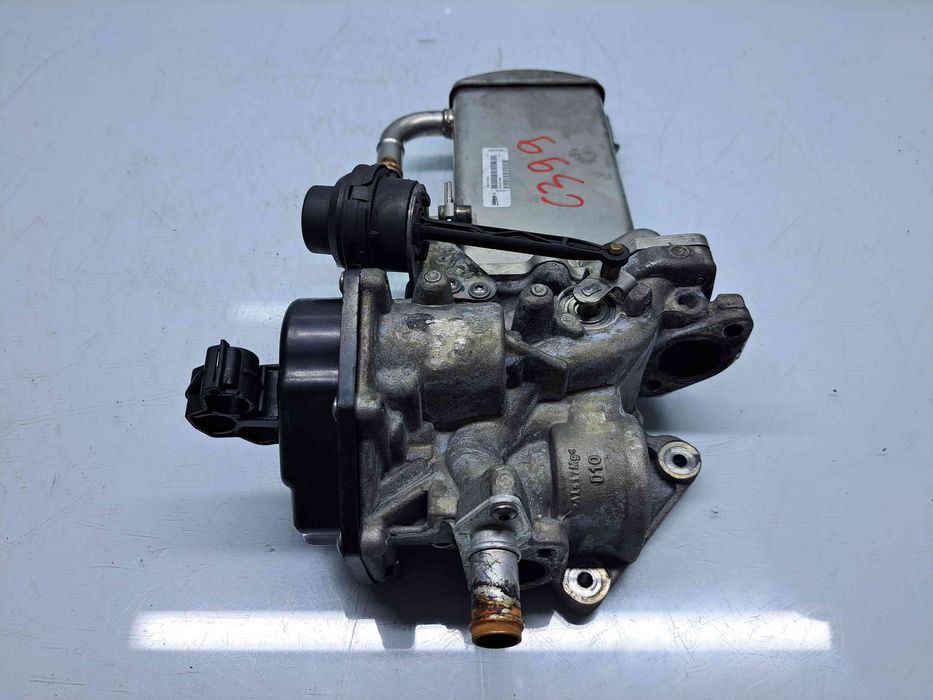 Racitor gaze Audi Q5 (8RB) [Fabr 2008-2016] S-line V29041282 2.0 TDI C