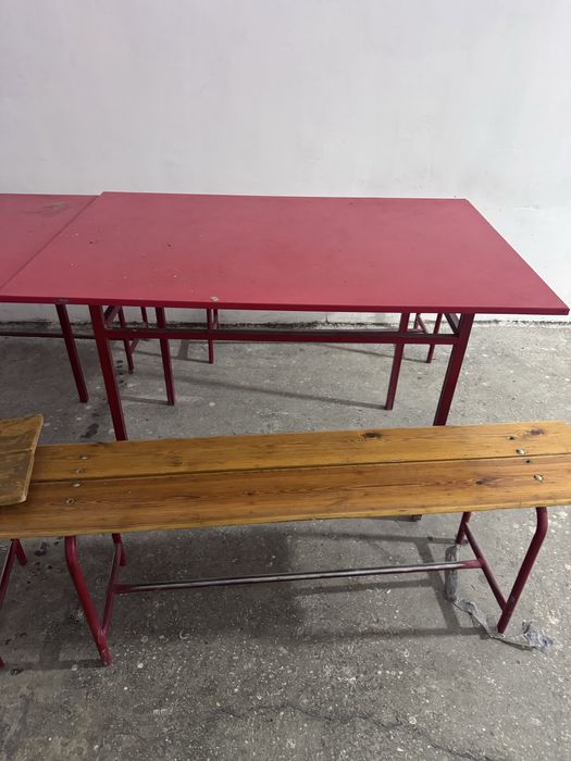 Продам столы со скамейками
