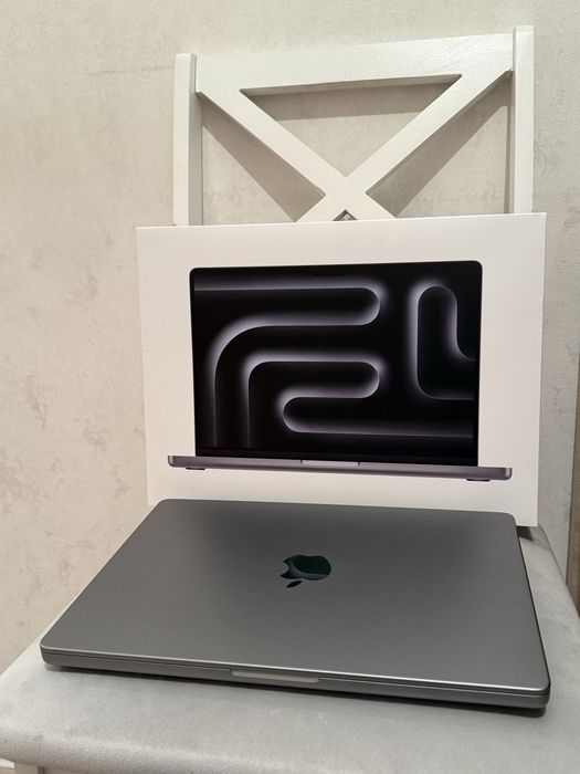 MacBook Pro 14 (M3, 8 ГБ / 512 ГБ)