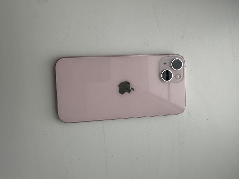 Iphone 13 розовый