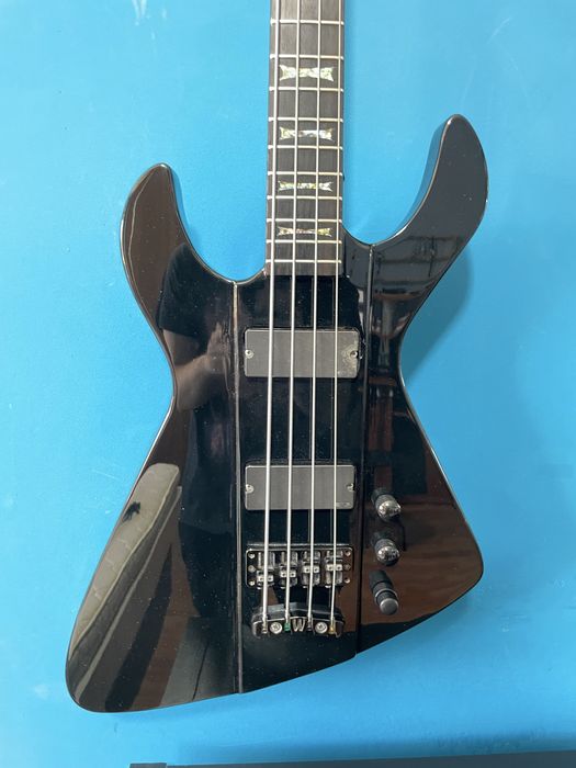 Dean Demonator 4 Chitara Bass