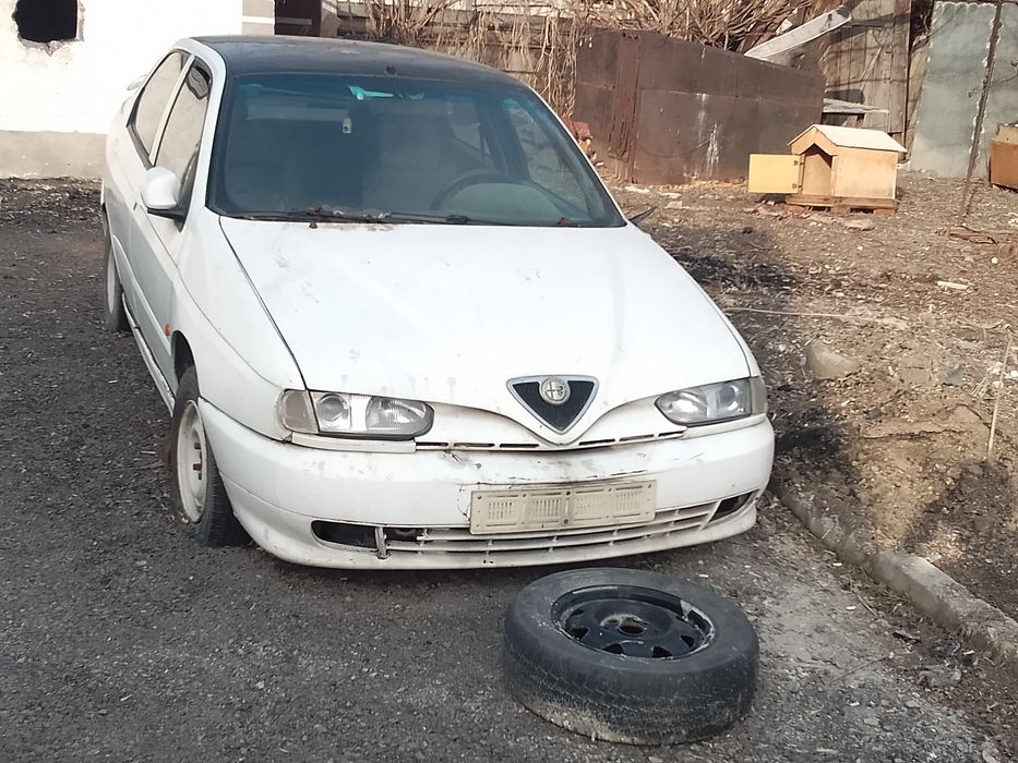 Продам машину Альфарамео