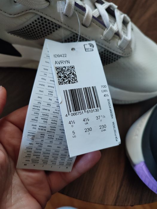 Adidas Pantofi alergare AVRYN Noi Originali