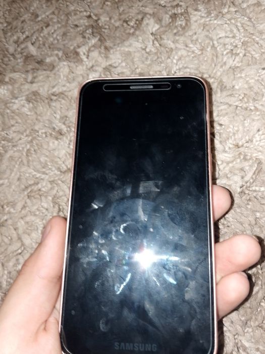 Продам Самсунг J2 core