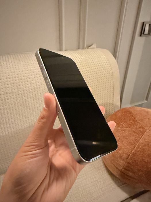 Iphone 15 pro, 256 gb, емкость 86%