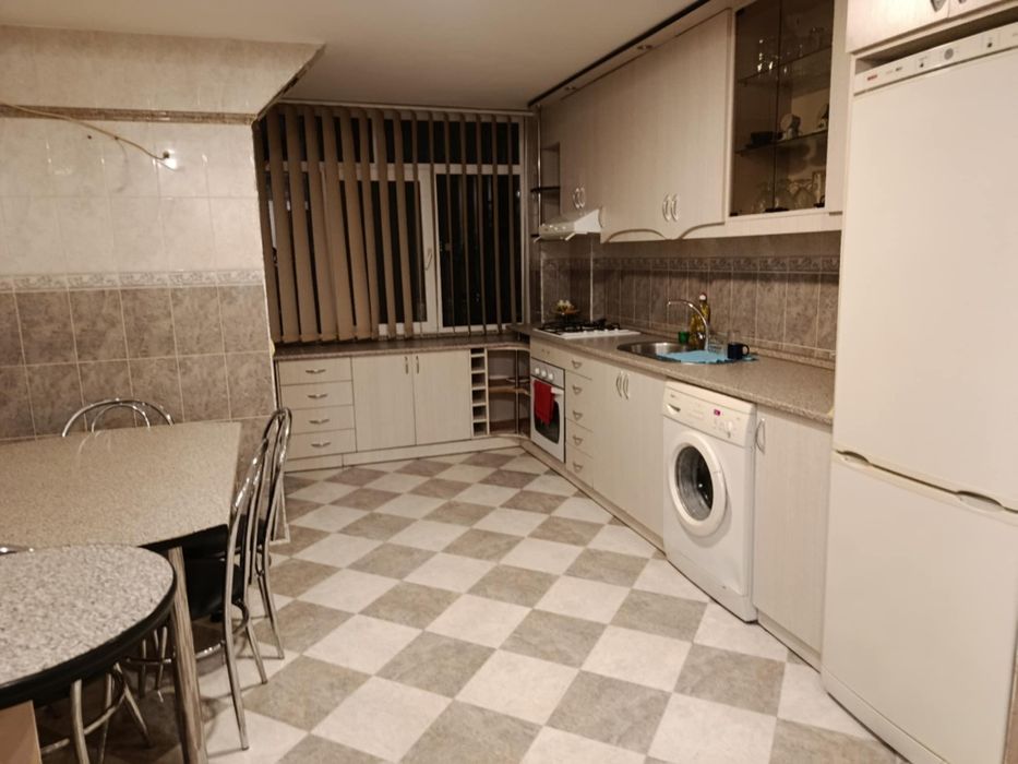 Închiriere apartament