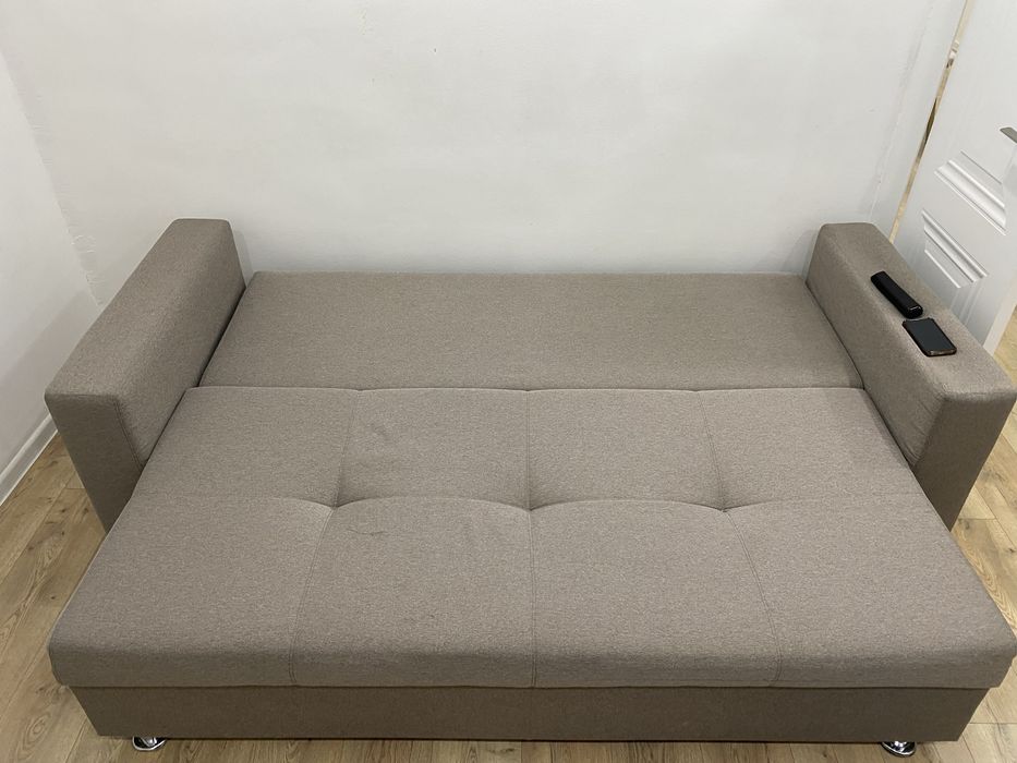 Продается диван срочно