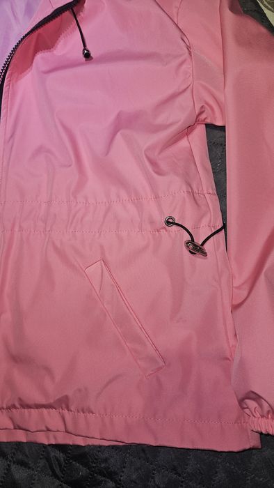 Дамско розово яке