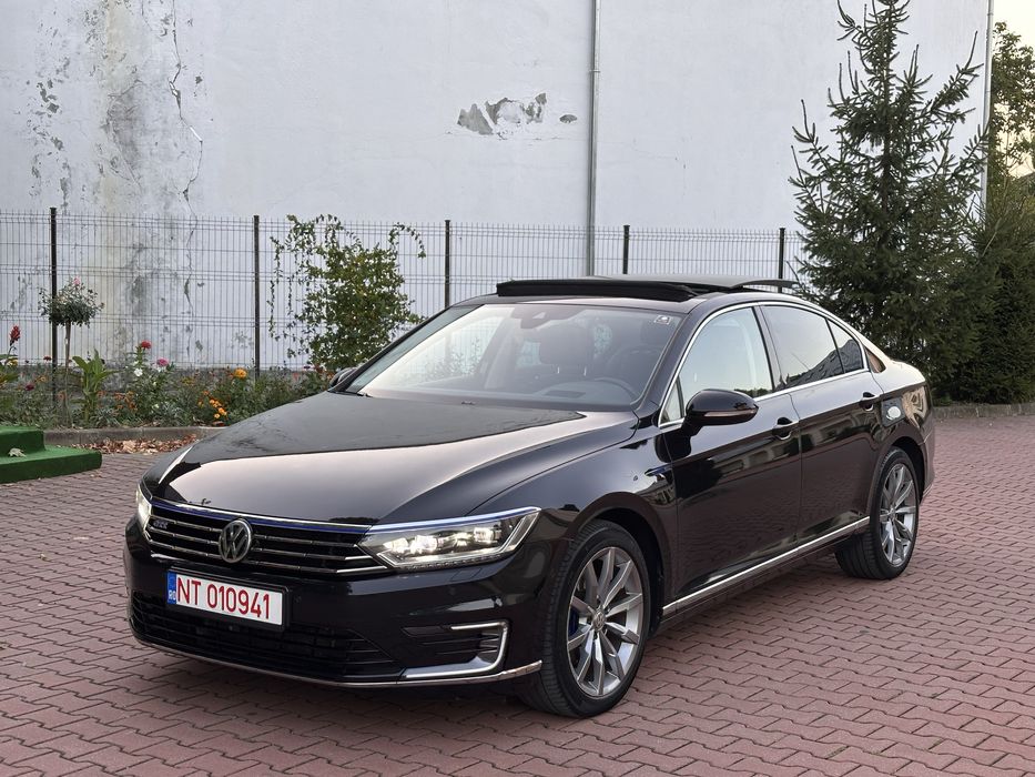 Vw Passat GTE limuzină automată