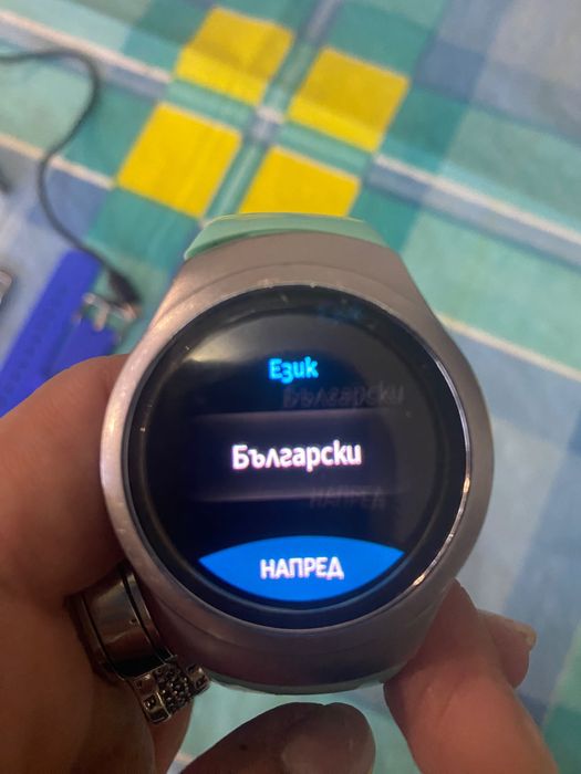 Часовник Samsung Gear s2