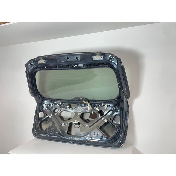 Заден капак за toyota avensis t27 - 67005-05100