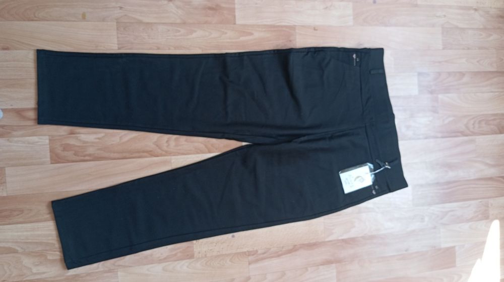 Штаны черные классические