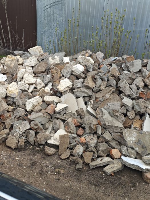 Отдам даром бут. Самовывоз