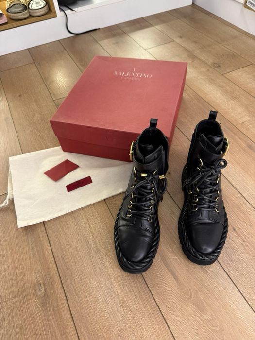 Боти Valentino,черни