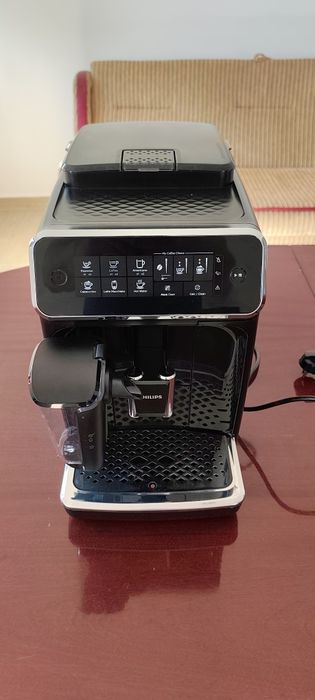 Espressor automat Philips seria EP3241,perfect funcțional