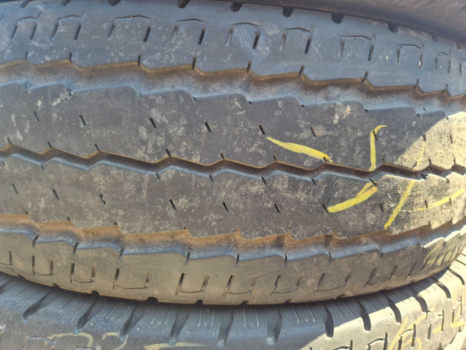 4 Anvelope de VARA - 215/75/16C - Continental - Stare F BUNA - DOT 2015 !