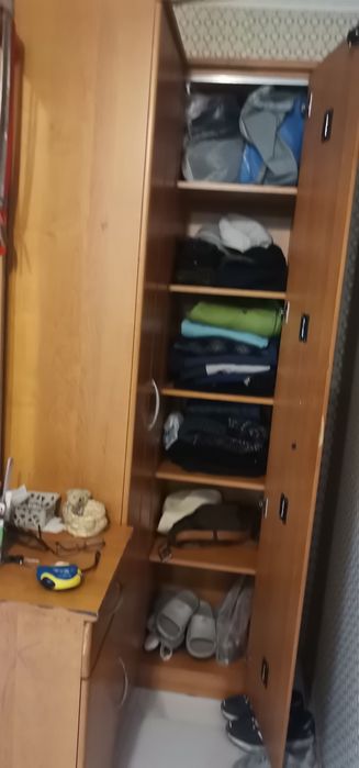 Угловой шкаф в прихожую