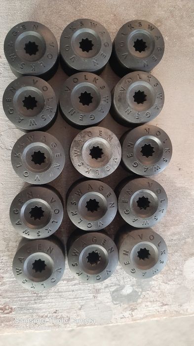 Колпаки на колёсные болты