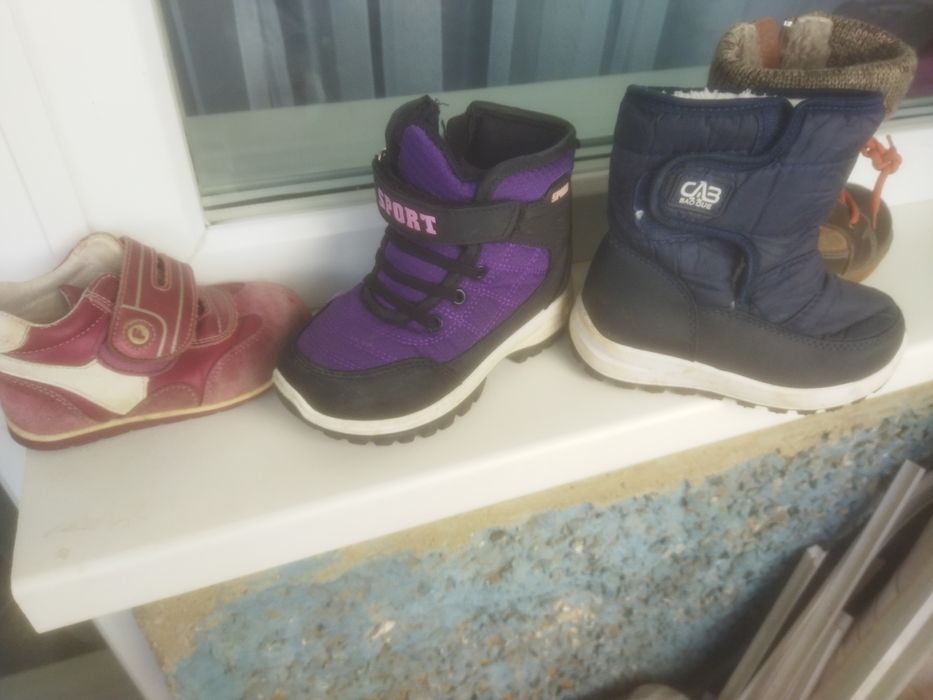 Вещи на девочку отдам даром