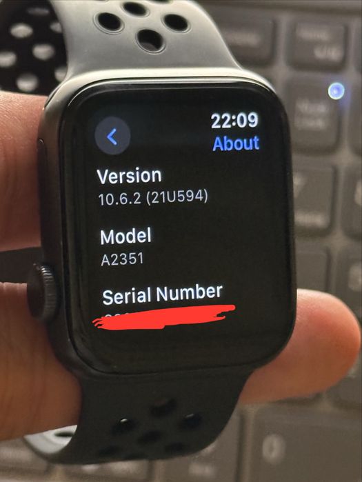 Apple Watch SE Nike Edition 40 мм