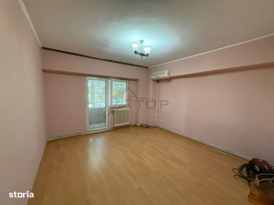 Apartament cu 2 camere decomandat -  Pacurari