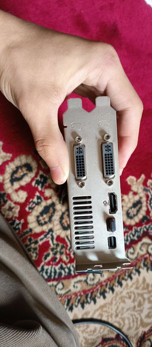 Продаю видеокарту