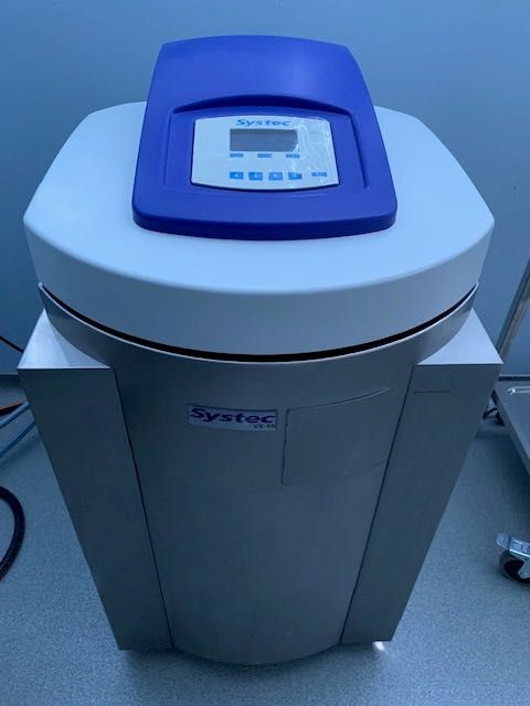 Лабораторен вертикален автоклав Systec VX-55