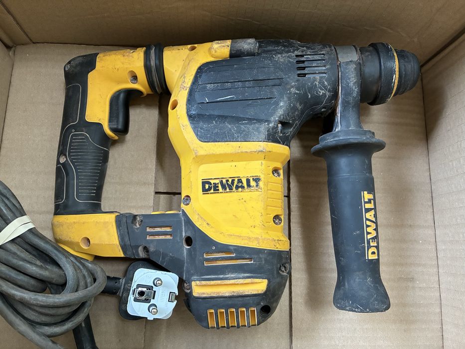 DeWALT D25333 перфоратор