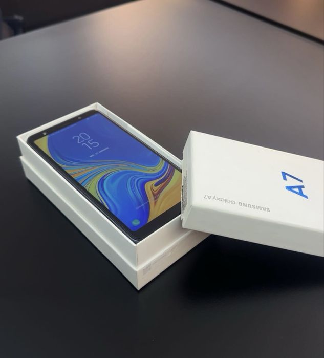 Vând Samsung Galaxi A7