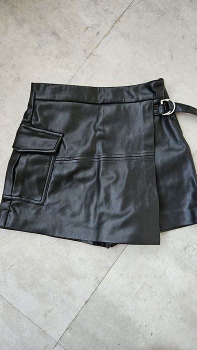 Zara fusta pantalon imitatie piele  9 ani
