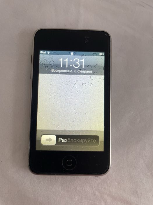 срочно продаю Ipod touch