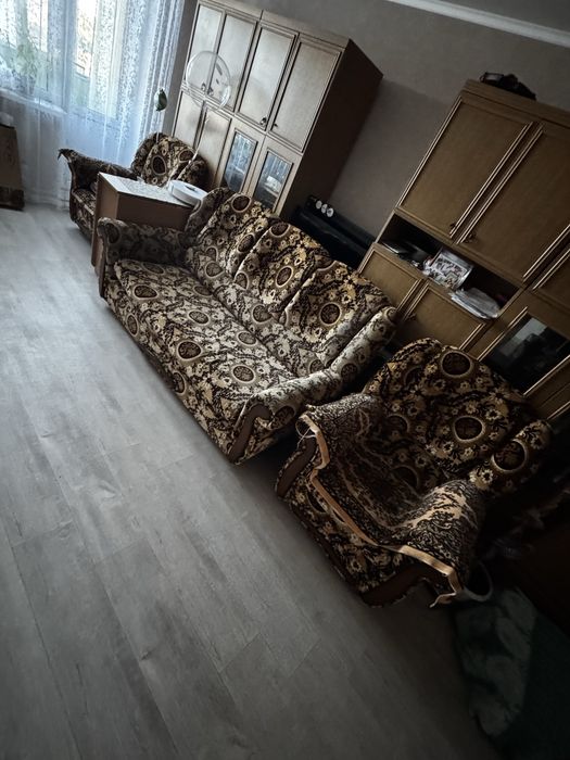 Диван с креслами